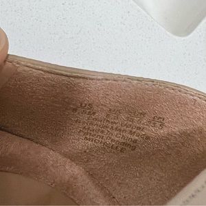 Worn once for an interview- never wore again for the job!